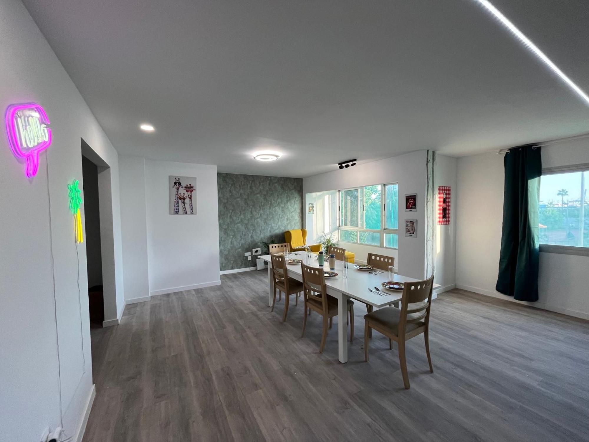 Coliving El Juan Hotel ลาสปัลมาส เด กรานคานาเรีย ภายนอก รูปภาพ