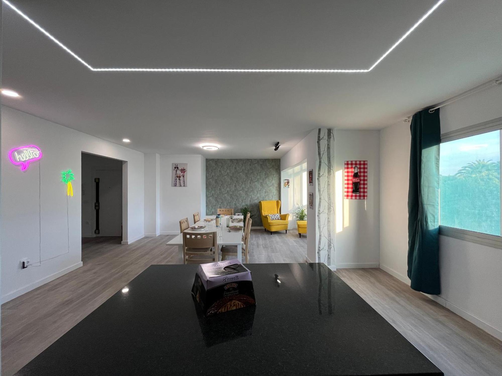 Coliving El Juan Hotel ลาสปัลมาส เด กรานคานาเรีย ภายนอก รูปภาพ